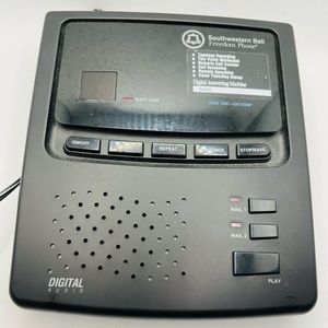 Southwestern Bell Freedom Phone Digital Answering System FA992 With Box & Manual